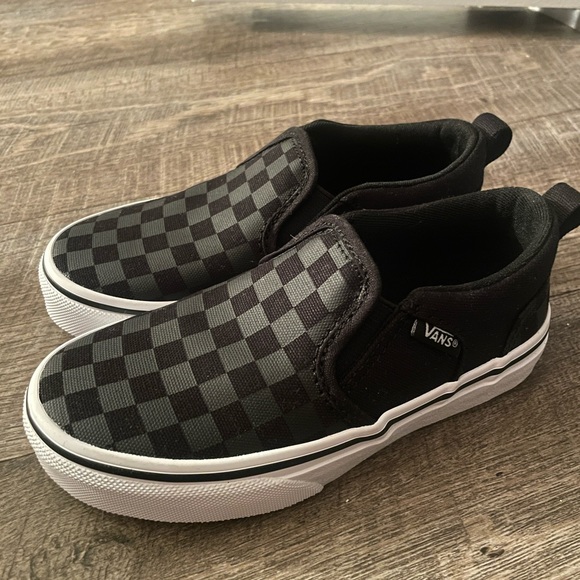 Toddler Vans - Picture 2 of 3